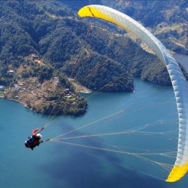 滑翔伞：不同的体验